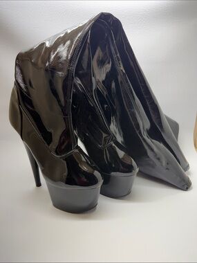 Glossy Black Patent Over-the-Knee Platform Boots